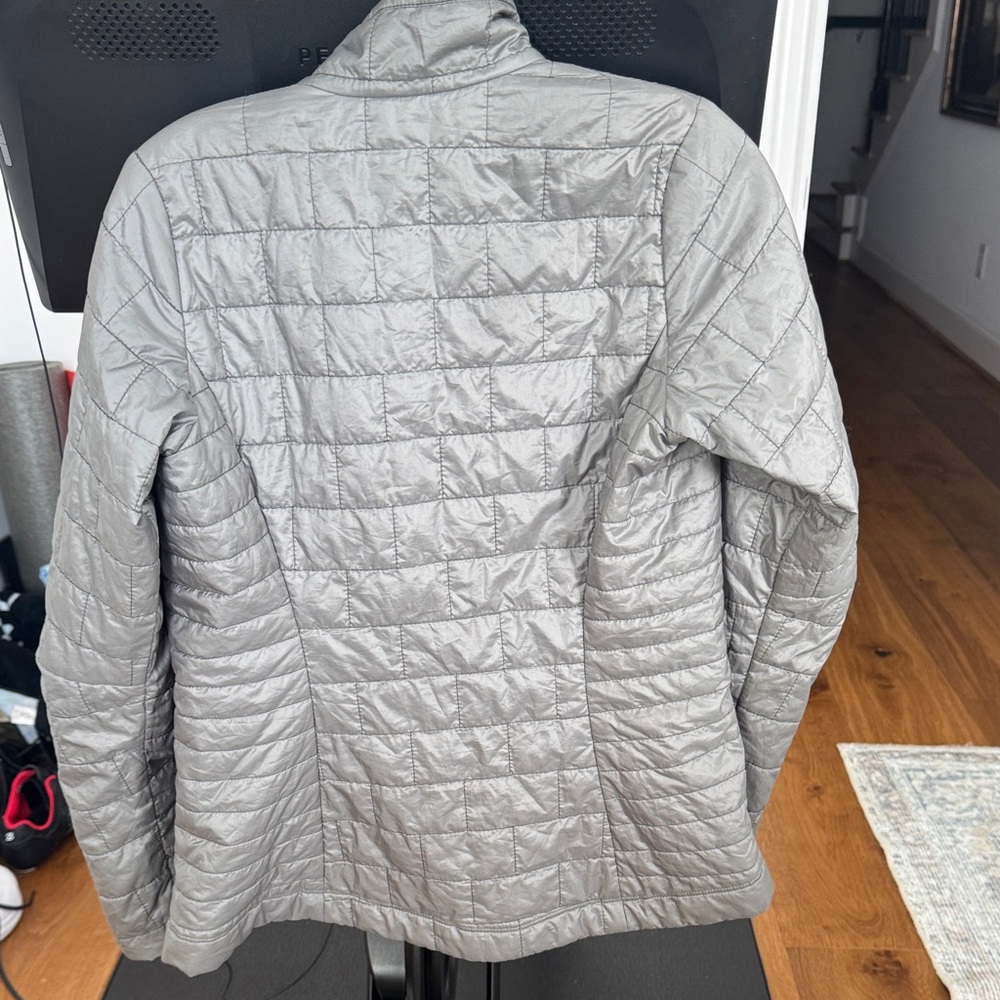Patagonia Gray Puffer Jacket - Picture 3 of 4